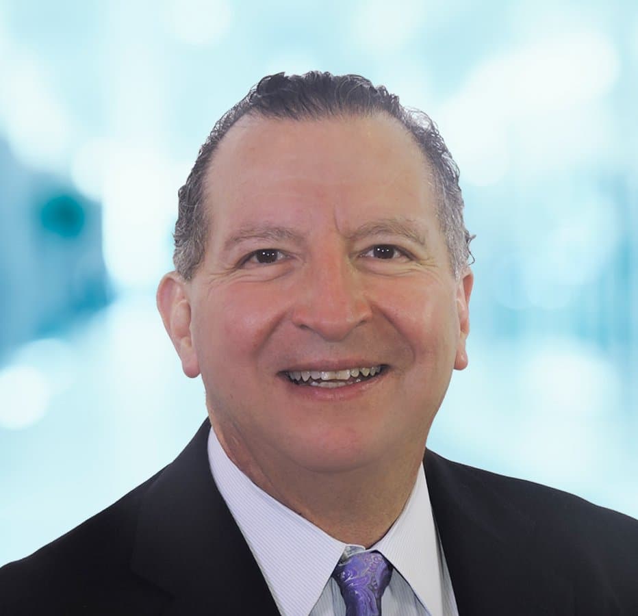 Dr George Munoz